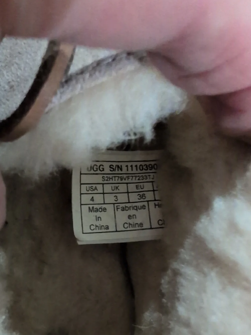 UGG Kids Alena Suede Moccasin Slippers in Dusty Rose/ Tan Size 4